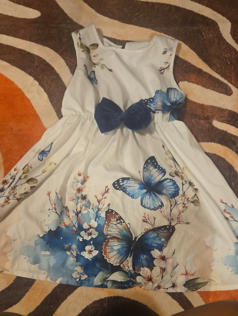 Girls Dress with Bow - Size 6-7